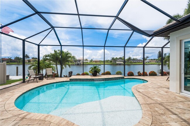 Building Photo - Waterfront home in South Gulf Cove.