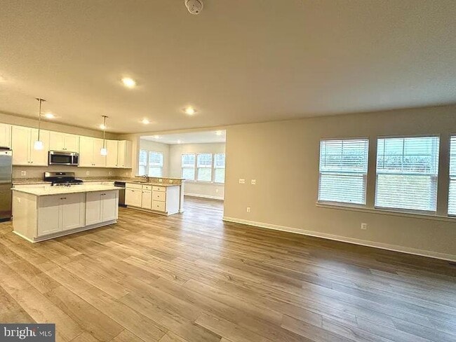 Building Photo - 2328 Hawkshill Dr