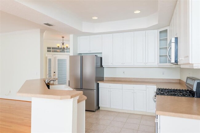 Building Photo - 2876 Bayshore Trails Dr