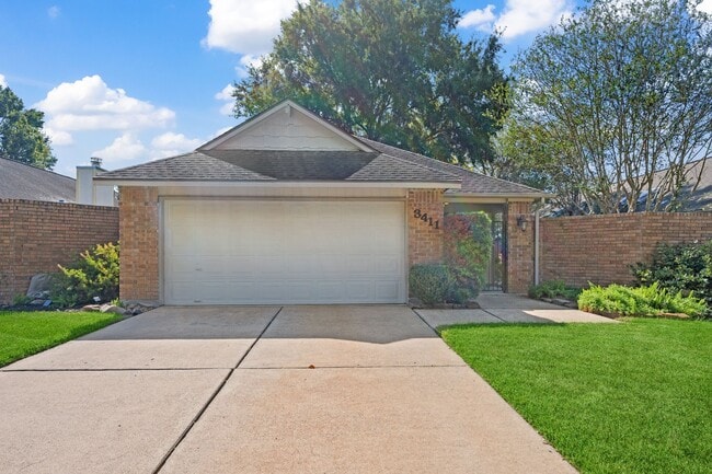 Primary Photo - 3411 Valley Gardens Dr