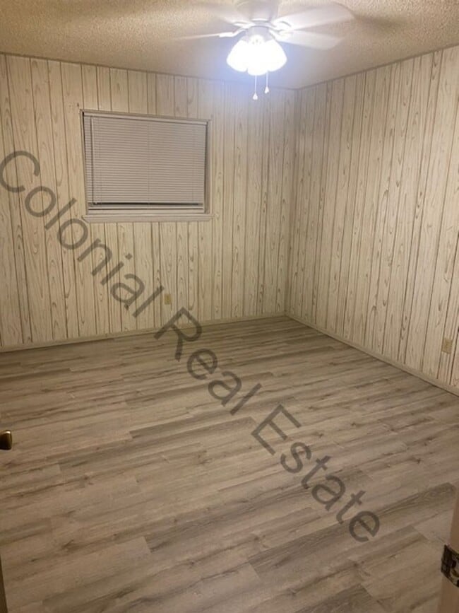 Building Photo - Cozy 3 Bedroom 2 Bath home