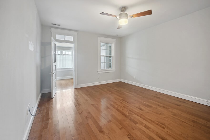 Building Photo - 1452 Spring Rd NW