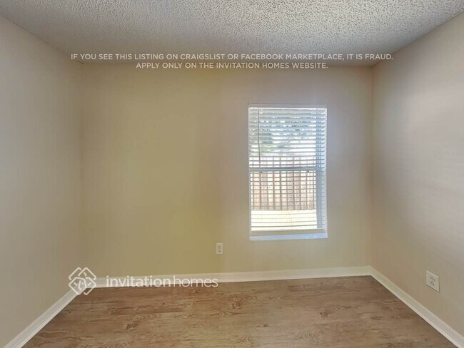 Building Photo - 5755 Fairbridge St