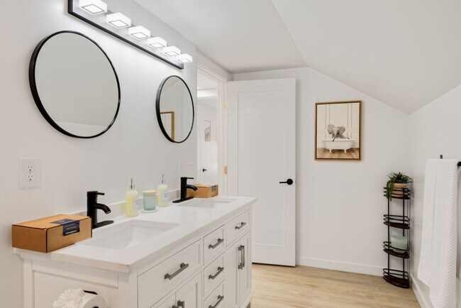 Building Photo - 3413 N 8th St