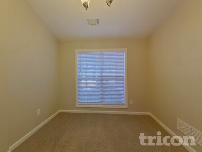 Building Photo - 309 Lokey's Ridge Rd