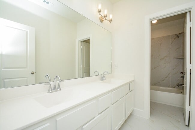 Building Photo - 4407 Ruby Gdn Ct