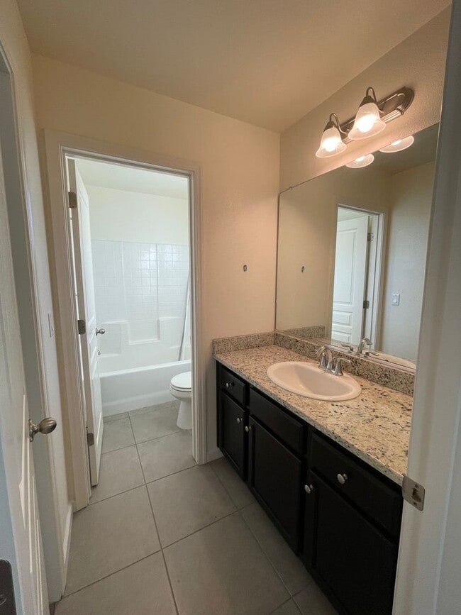 Building Photo - Summer Special $200 Off 1st Month Rent!!!