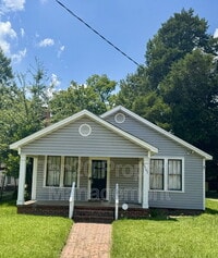 Building Photo - 1507 14th Ct