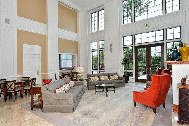 Building Photo - 750 N Tamiami Trl