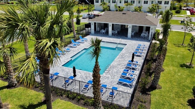 Building Photo - 4163 Lagoon Shore Dr