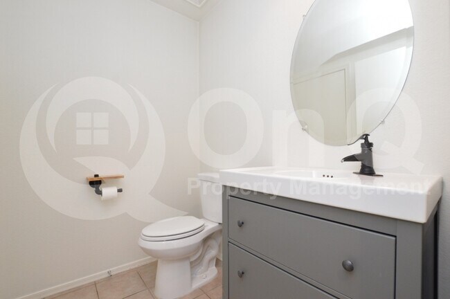 Building Photo - 5750 S Ladyslipper Pl