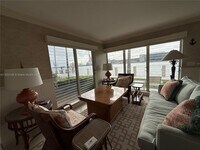 Building Photo - 1775 Harbourview Dr