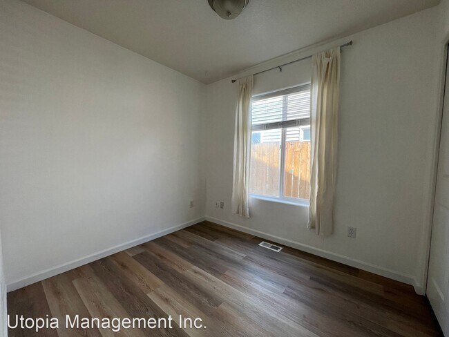 Building Photo - 3 br, 2 bath House - 4918 SW 9th Court
