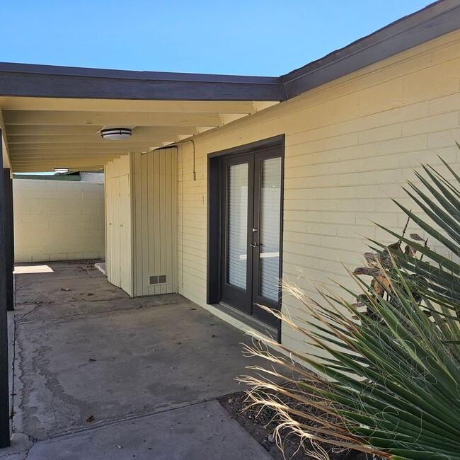 Building Photo - Remodeled home for Rent