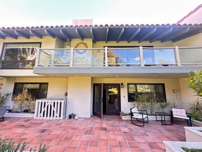 Building Photo - The Bluffs Newport Beach - House for Lease