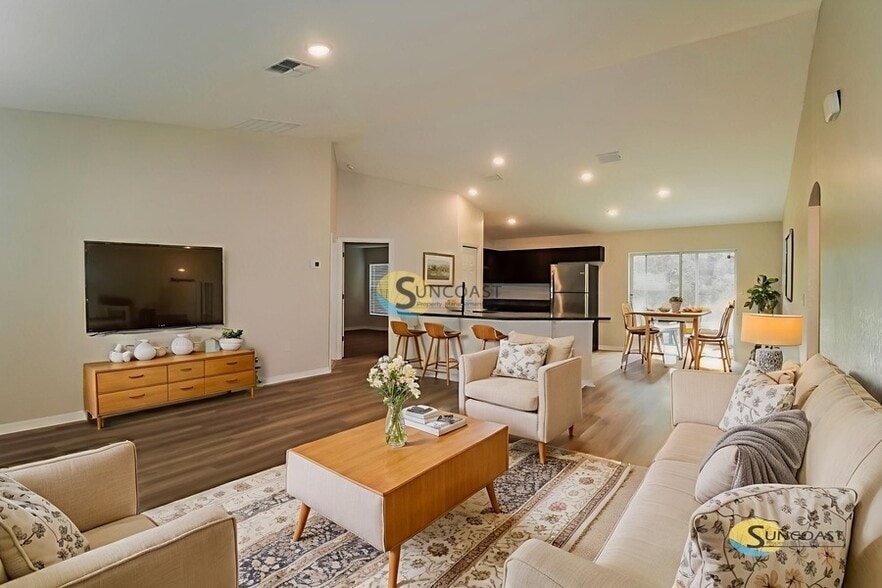 Primary Photo - 5266 E Prentice Ln