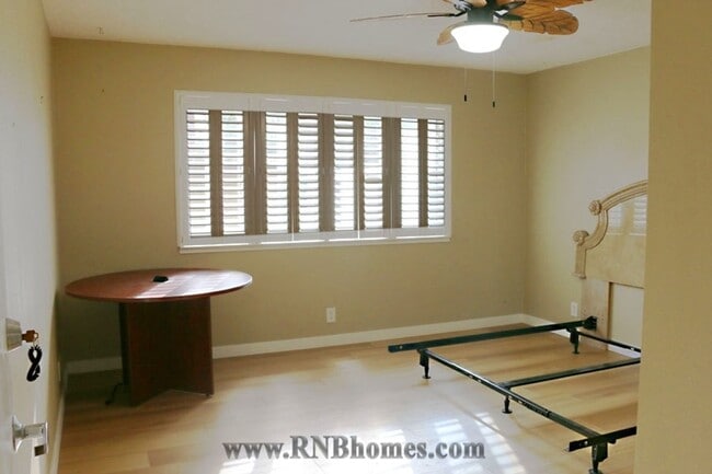 Building Photo - 2540 El Burlon Cir