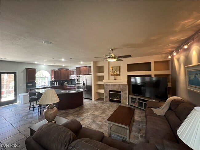 Building Photo - 2419 Inspired Ct