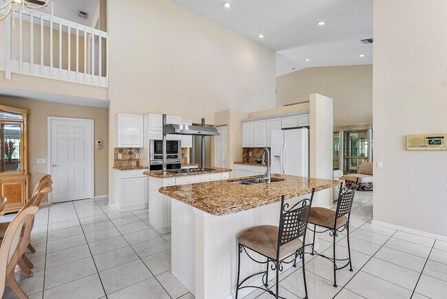 Building Photo - 9359 Aqua Vista Blvd