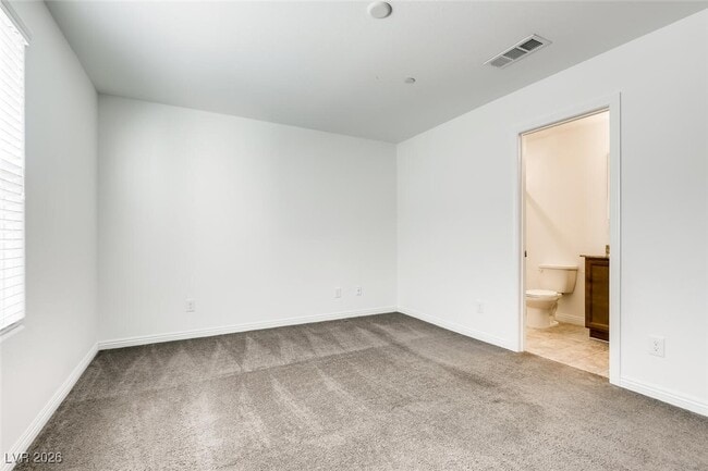 Building Photo - 4496 Pencester St