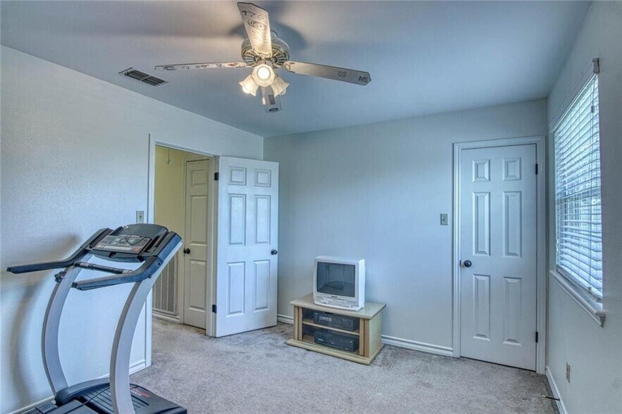 Bedroom 4 - 714 Saint Lucy Dr