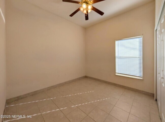 Building Photo - 9595 Amarante Cir