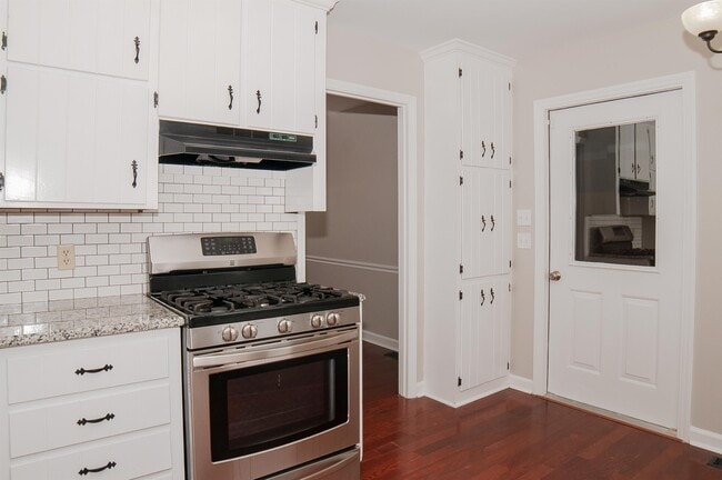 Building Photo - 1417 Owls Nest Rd