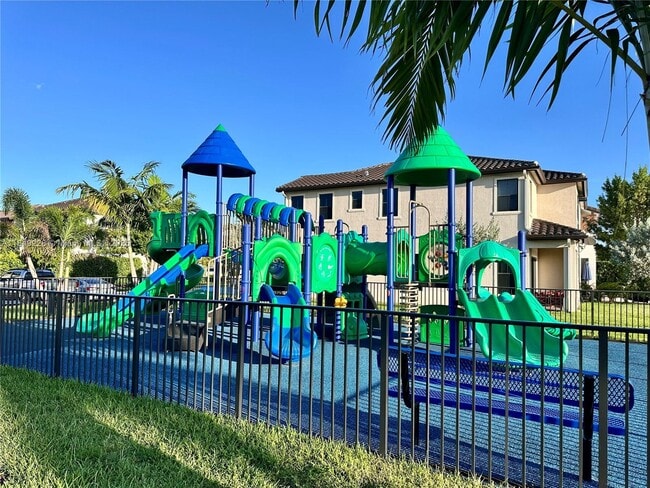 Building Photo - 3275 W 96 Pl