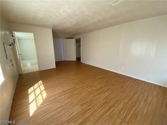 Building Photo - 7656 Hart Dr