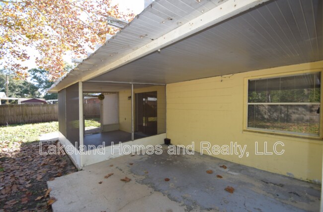 Building Photo - 2762 Gale Rose Dr