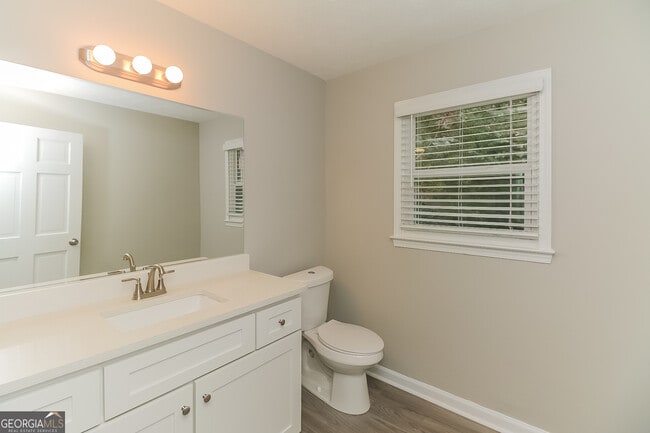 Building Photo - 5501 Reynard Trail