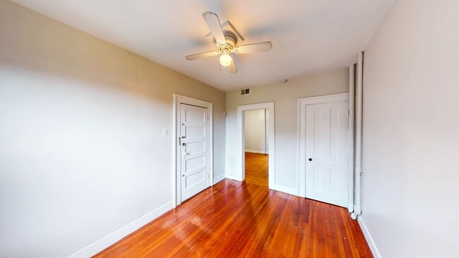 Building Photo - 2 FREE Months of Rent! Wooster Square 1-Be...