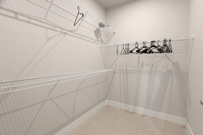 Building Photo - 4 Bed 3 Bath Gem In The Sunstone Community In Wellen Park!!!