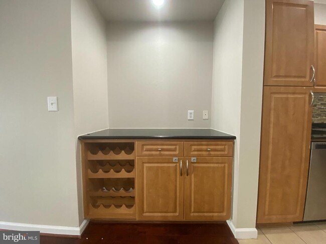 Building Photo - 12929 Centre Park Cir