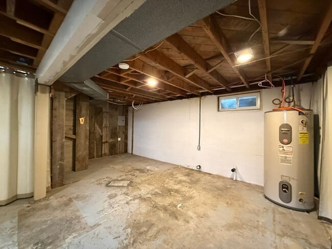 Building Photo - 91251 Cape Arago Hwy