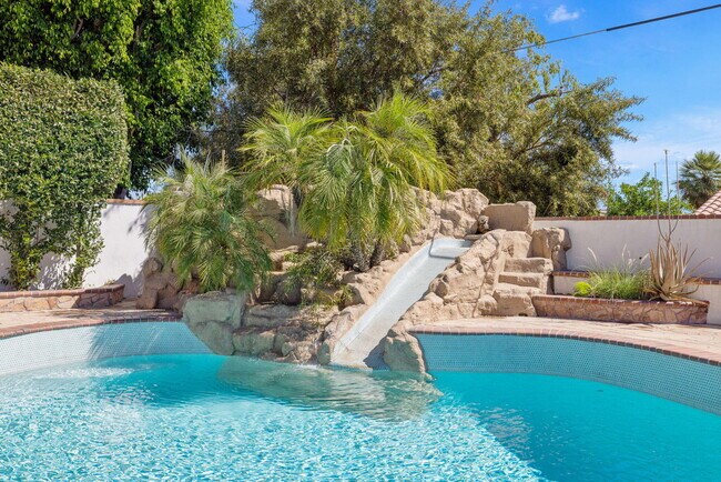 Building Photo - 42230 May Pen Rd