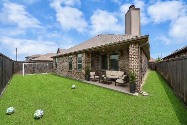 Building Photo - 1026 Warm Summer Dr