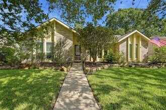 Building Photo - 3807 Glenwood Springs Dr