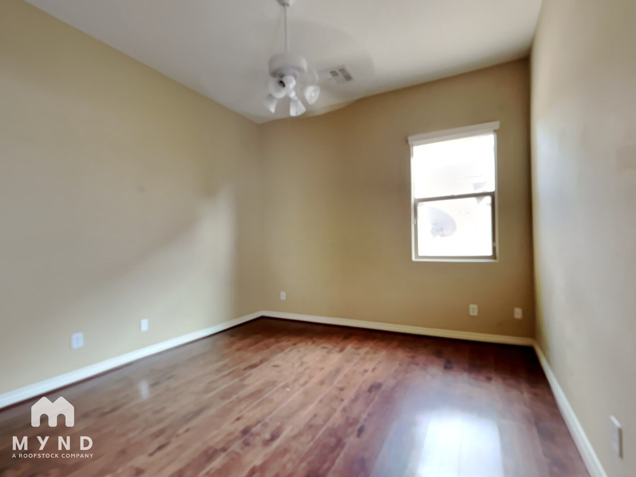 Building Photo - 2716 S Quinn Ave