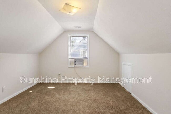 Building Photo - 1115 Wright Ave