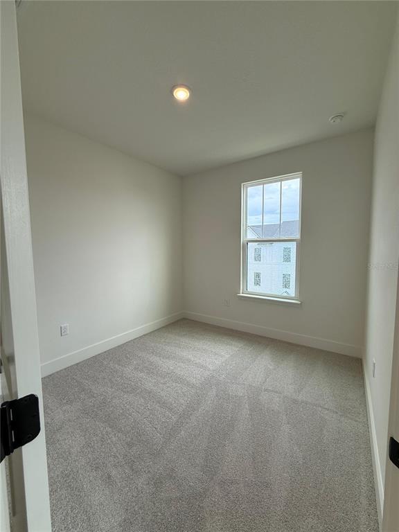 Building Photo - 15027 Groveside Rd