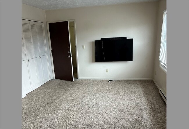 Building Photo - 291 Mulberry Ave