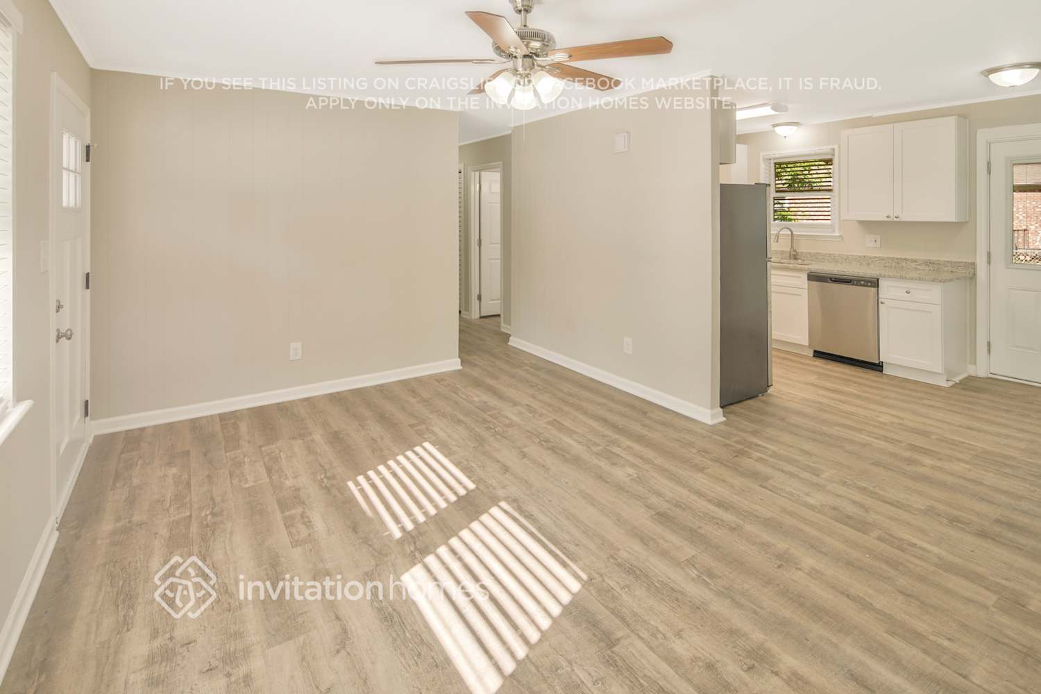 Building Photo - 1424 Sherwood Dr