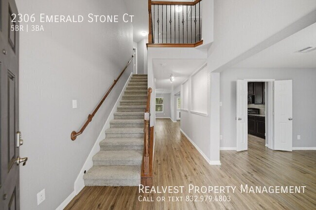 Building Photo - 2306 Emerald Stone Ct