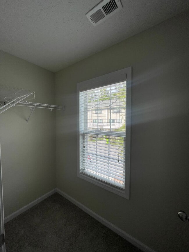 Building Photo - 2 Bedroom Townhome in Havelock