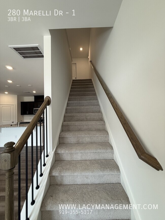 Building Photo - 280 Marelli Dr