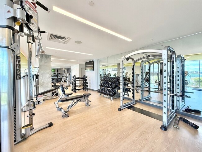 Building Photo - 65 Lewis St