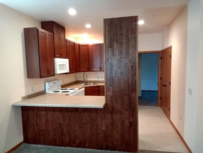 Building Photo - 6617 Scattergood Ln