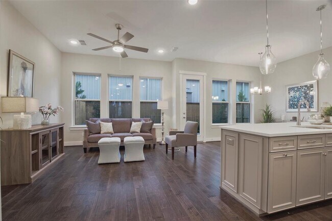Building Photo - 12515 Holly Blue Ln