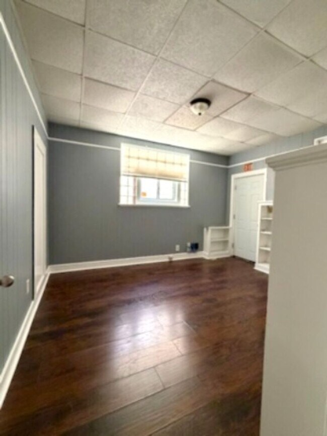 Building Photo - 8 St John St